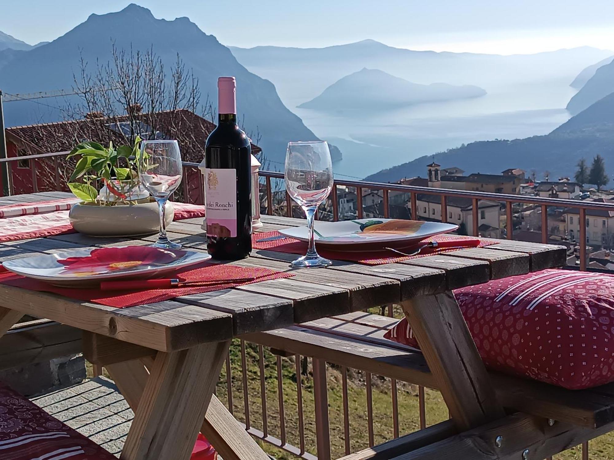 Home Iseo Lake Bossico Exterior photo